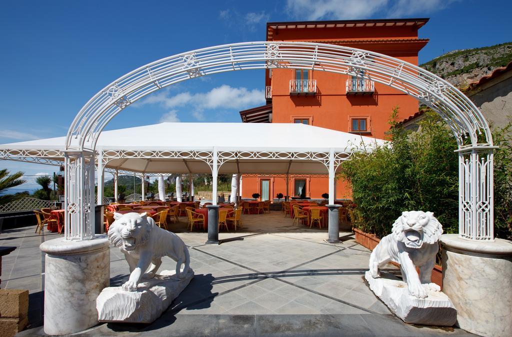 Antico Casale Russo Hotel Piano di Sorrento Luaran gambar