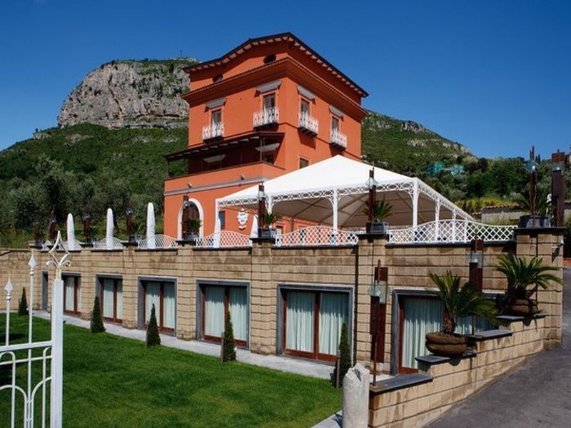 Antico Casale Russo Hotel Piano di Sorrento Luaran gambar